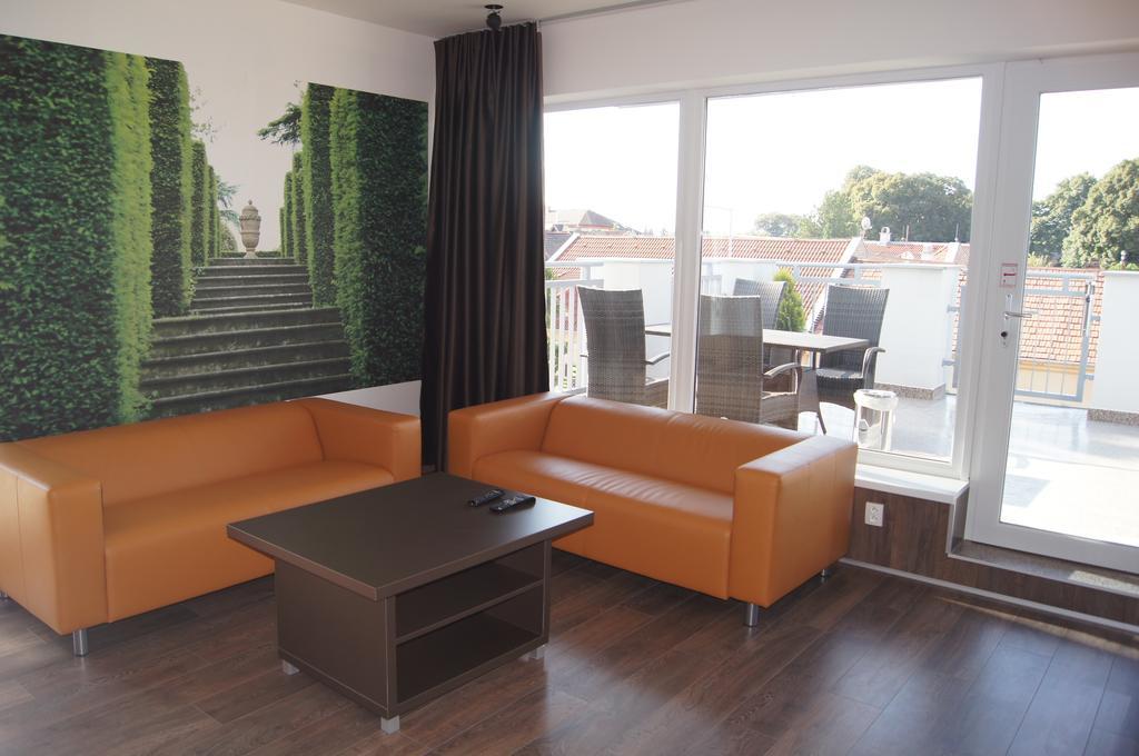Apartman Panorama Štúrovo Exterior foto